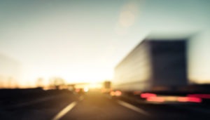 ¿Qué tipos de lesiones ocurren en accidentes de camiones con carga peligrosa?